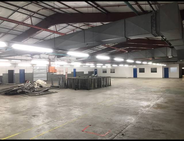 918M² FACTORY TO LET IN HAMMARSDALE